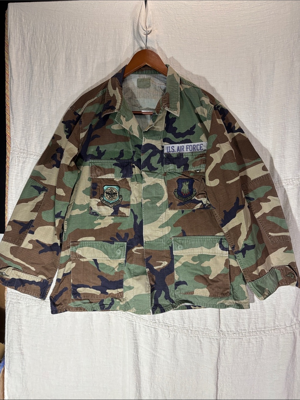 Vintage USAF Woodland Camo BDU Field Jacket Large Regular Combat Coat - Picture 1 of 11